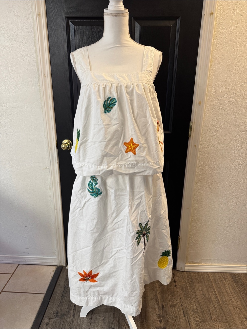 White Embroidered Tropical Two-Piece Skirt Set